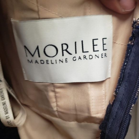 Morilee Madeline Gardner Navy Lace Nude Under Sleeveless Floor Length Gown Sz 8 - Picture 11 of 12